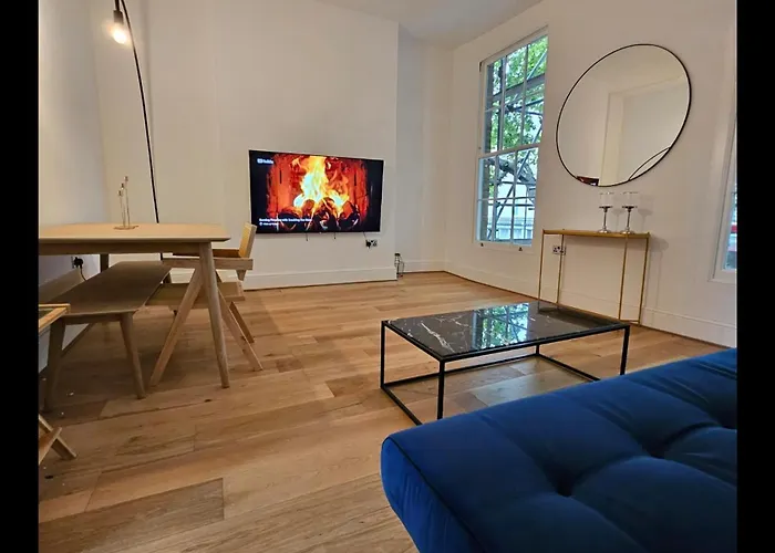Mia Residence, Waterloo 4Bed Room Apa
