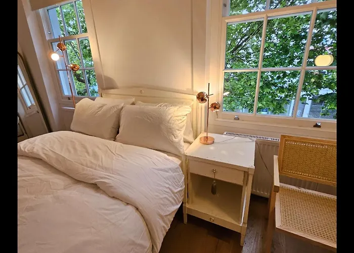 Mia Residence, Waterloo 4Bed Room Apa
